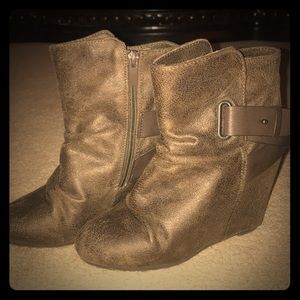 Aldo Slouch booties